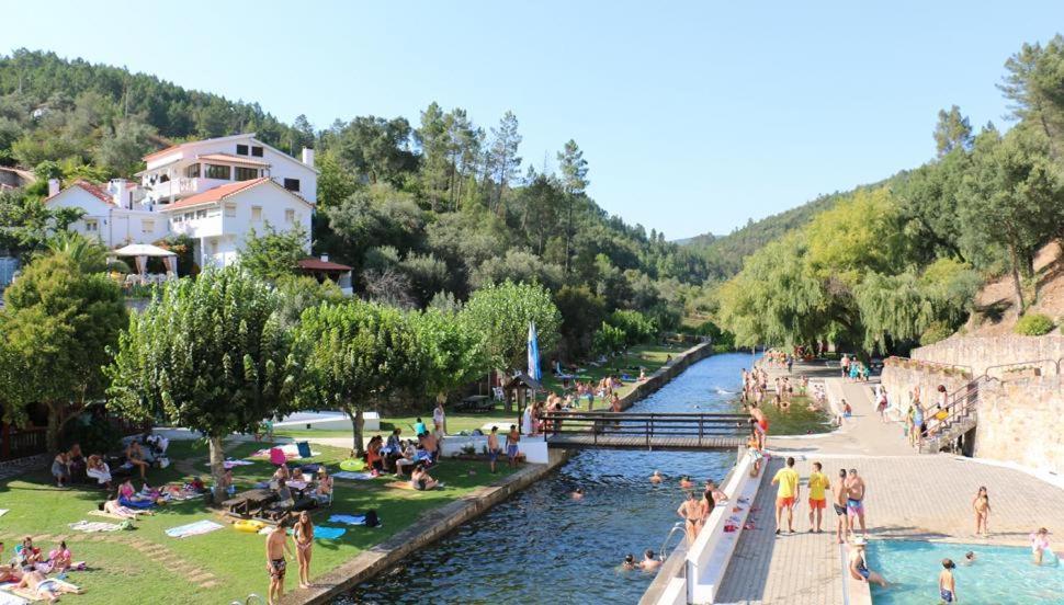 فيلا Aradas, Pampilhosa Da Serra, Casa Da Oliveira, Wifi, Ar Condicionado, Churrasqueira, Parqueamento, By Ig Unhais-o-Velho المظهر الخارجي الصورة