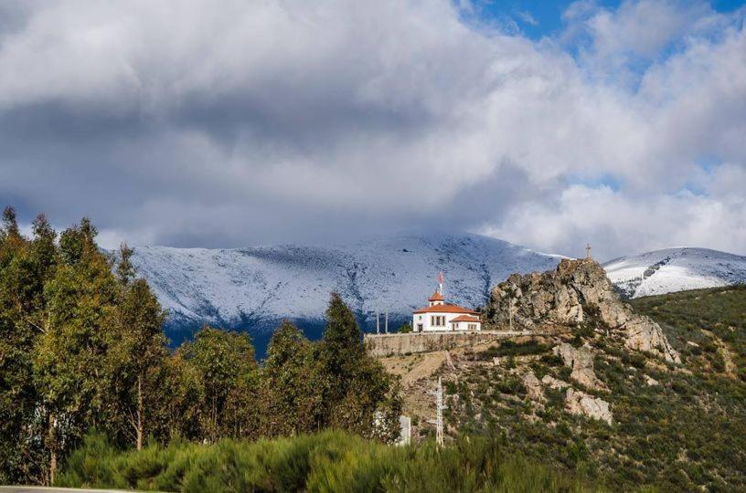 فيلا Aradas, Pampilhosa Da Serra, Casa Da Oliveira, Wifi, Ar Condicionado, Churrasqueira, Parqueamento, By Ig Unhais-o-Velho المظهر الخارجي الصورة